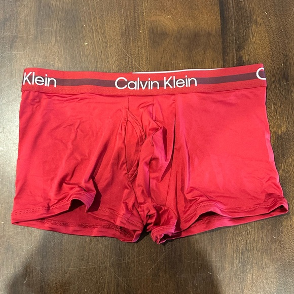 Calvin Klein Low Rise Trunks - Picture 3 of 5